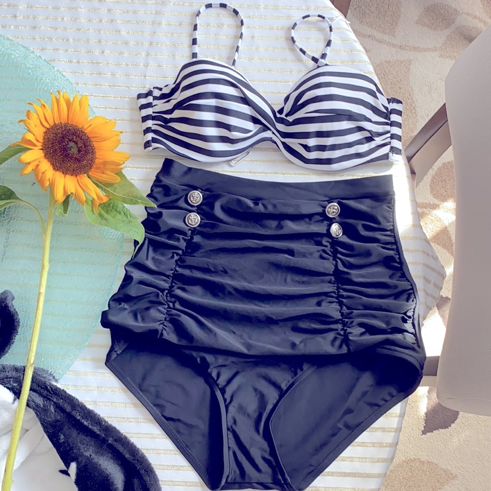 Black and white bikini